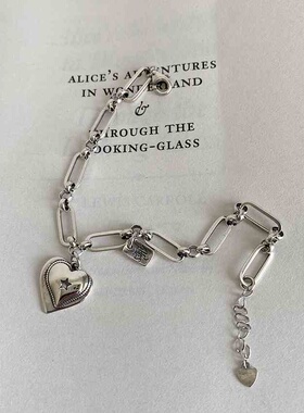 新款做旧英文字母爱心链条女生手链桃心方牌时尚礼物