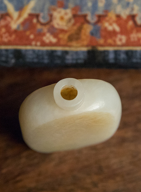 清代和田玉籽料雕童子鼻烟壶文玩玉器收藏天然和田玉雕把件 43.6g