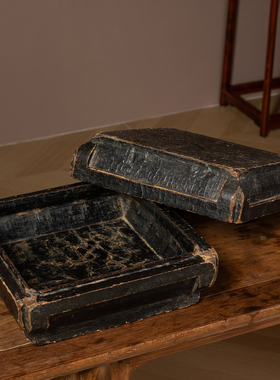 明代大漆盝顶方形捧盒