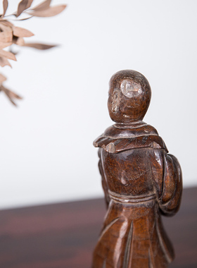 清代黄杨木人物收藏客厅桌面摆件