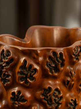 黄杨木雕树瘤笔筒摆件