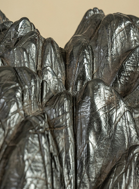 灵璧石横峰文房赏石（红木座）