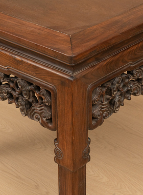 红木透雕灵芝纹八仙桌