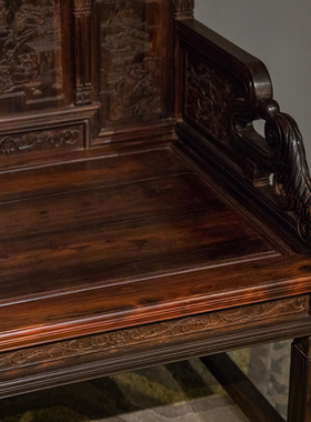 紫檀满雕西洋式宝座成套