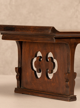 黄花梨插肩榫透雕如意云纹翘头案