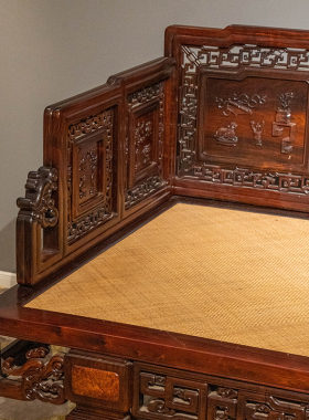 二十世纪红木透雕拐子博古中式