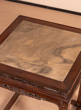 红木镶云石透雕拐子纹带托泥方桌