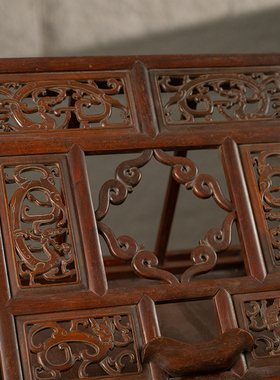 黄花梨透雕螭龙纹折叠式镜台
