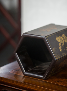 清代黑漆描金婴戏图六角雅器文玩