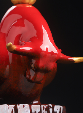 素茗《牛市》陶瓷创意牛摆件礼品