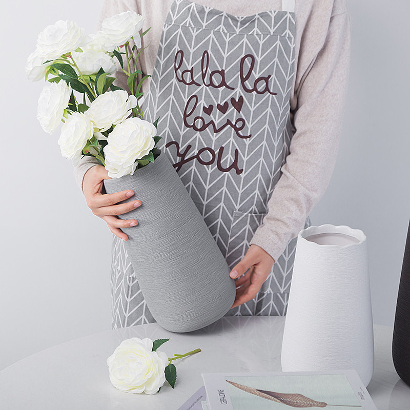 现代简约北欧陶瓷手工拉丝花瓶摆件白色插花花器家用客厅装饰饰品