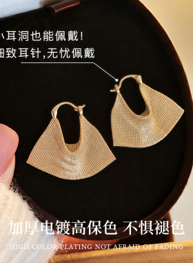 复古咖金色包包耳环小众设计气质