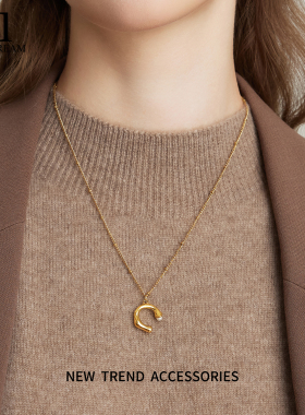 不规则C形吊坠简约项链女