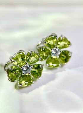 星赞轻奢珠宝S925银镶约7.47克拉天然橄榄石花花耳钉高级简约风