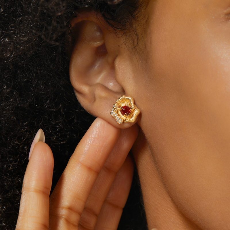 星赞轻奢珠宝925银镶天然彩色宝石花朵造型耳钉生动形象新年礼物,淘宝优惠券,粉丝福利购,淘宝优惠卷