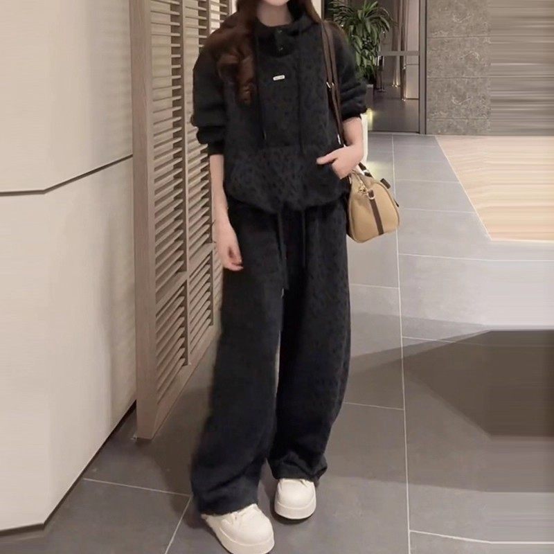 韩系连帽时尚套装女2025冬季新款卫衣松紧腰直筒裤休闲两件套潮,淘宝优惠券,粉丝福利购,淘宝优惠卷