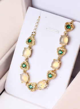 女款妈妈玛瑙白铜合金绿宝石镶嵌