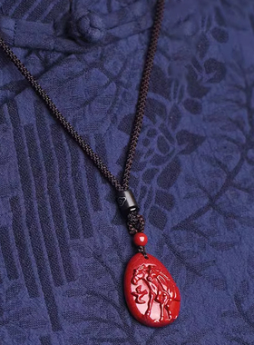 属马人2026年本命年佩戴吉祥物生肖马吊坠马牌朱砂项链饰品男女款