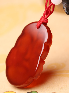 红玛瑙2026年属虎吉祥物喜柿连猪吊坠生肖虎饰品平安护身符挂件