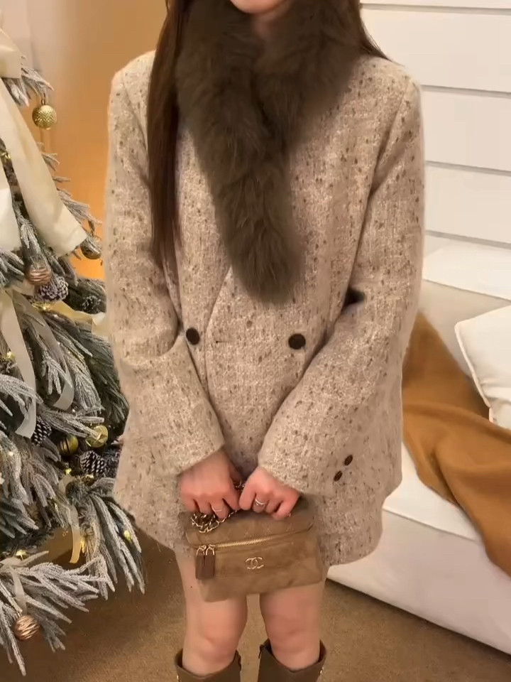 【现货】25冬季新款狐狸毛领毛呢羽绒外套短裙两件套装女,淘宝优惠券,粉丝福利购,淘宝优惠卷