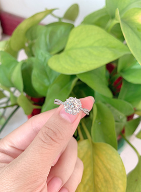 满天星公主莫桑石钻戒女纯银镀铂金花苞一克拉钻石戒指求婚礼物