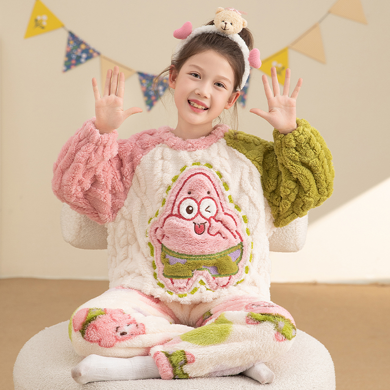2025新款女童睡衣秋冬季加厚款珊瑚绒儿童女孩玉桂狗法兰绒家居服 - 图3