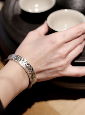 铜镀银手镯复古做旧男女镯子莲叶祥云心经刻字浮雕开口仿古手镯