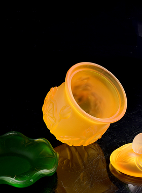 圣水杯观音摆件仿琉璃