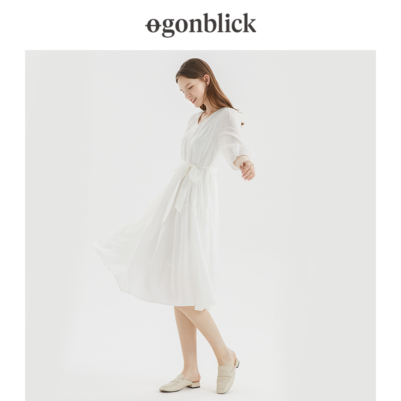 北欧时刻v领2022年春夏新款连衣裙 gonblick北欧时刻连衣裙