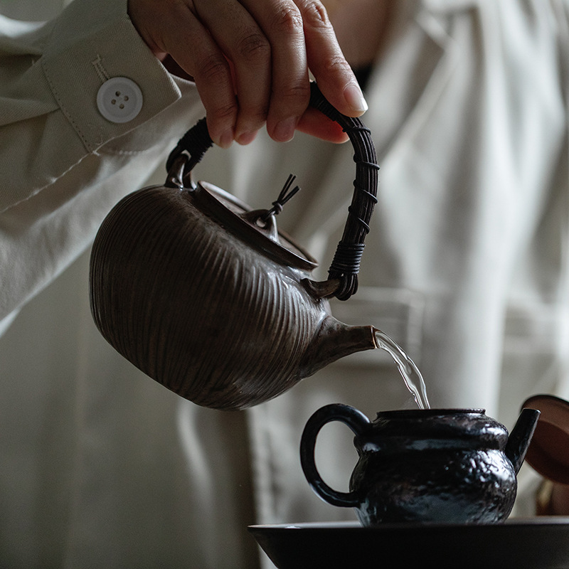 清欢丨日式陶艺作家藤编煮茶壶 明火碳火电陶炉 烧水壶手工茶壶 - 图2