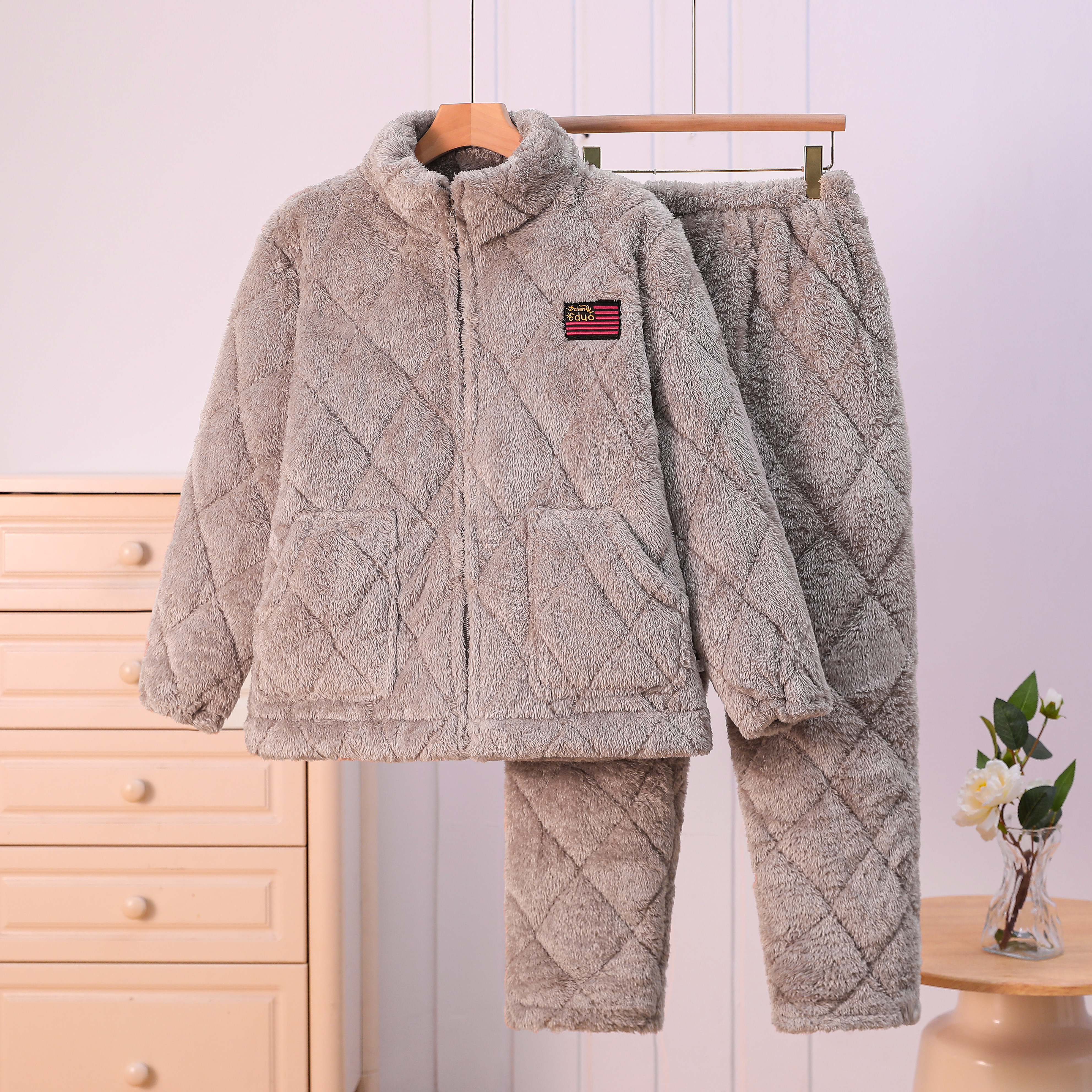 情侣睡衣女士珊瑚绒睡衣套装秋冬加厚加绒保暖立领家居服