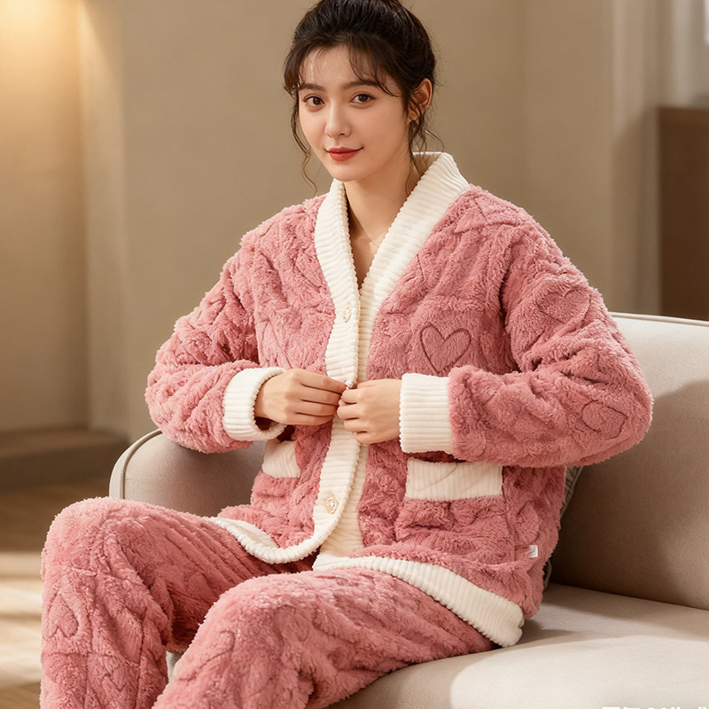 冬天一定要有一件珊瑚绒睡衣！