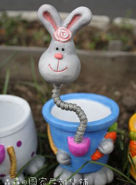 陶土彩绘小兔子动物园艺孤品花器