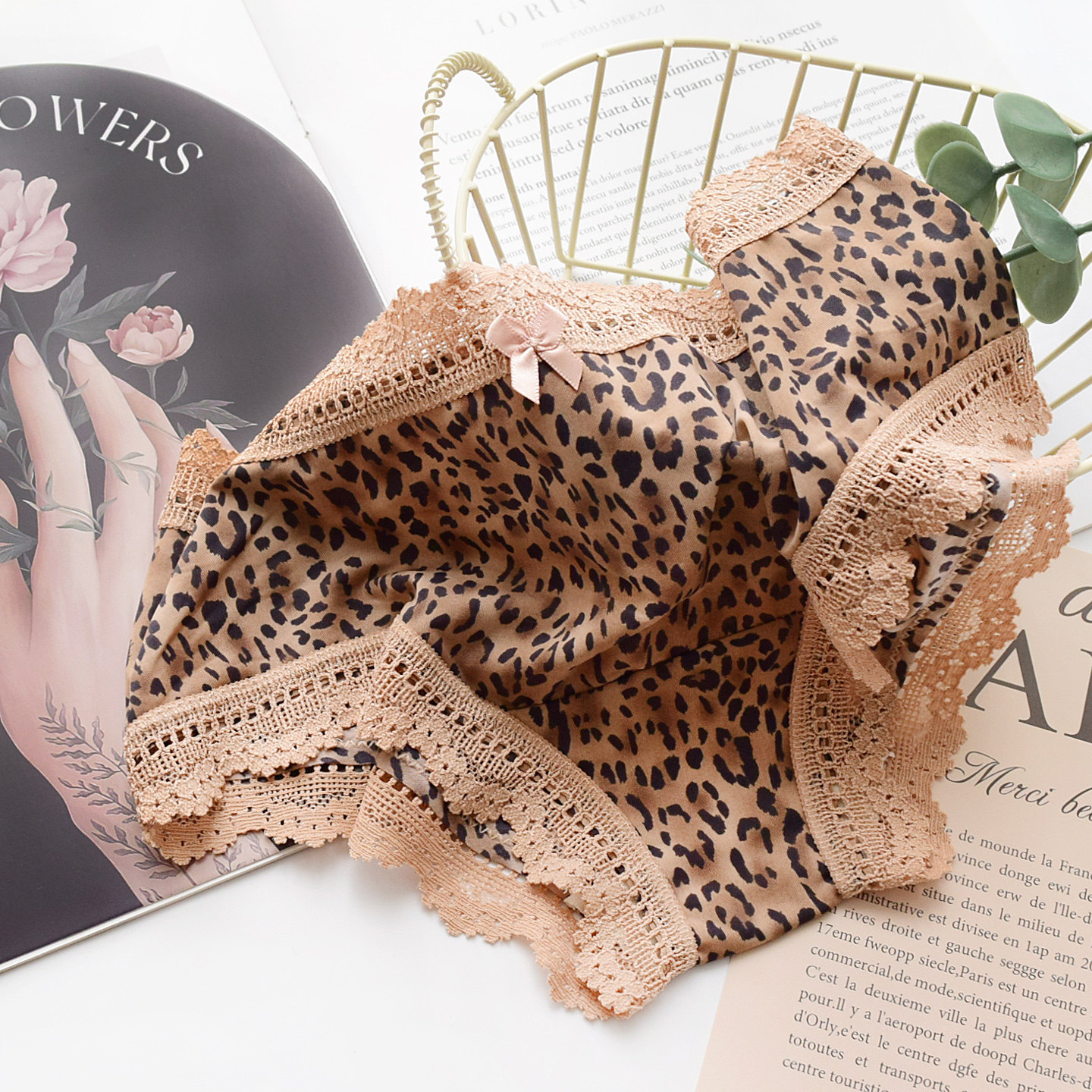 性感小野猫豹纹内裤女牛奶丝低腰速干冰丝蕾丝边女三角裤PINKGIRL,淘宝优惠券,粉丝福利购,淘宝优惠卷