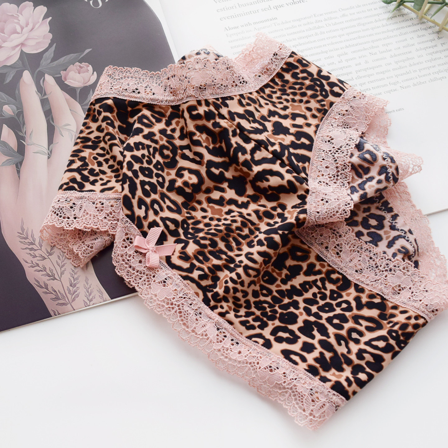 性感小野猫豹纹内裤女牛奶丝低腰速干冰丝蕾丝边女三角裤PINKGIRL,淘宝优惠券,粉丝福利购,淘宝优惠卷