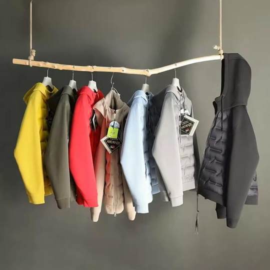 Clearing the goods! Fight for hand speed! Technology three-proof fabric! 90 white duck down! Men's outdoor rubber-pressed down jacket
