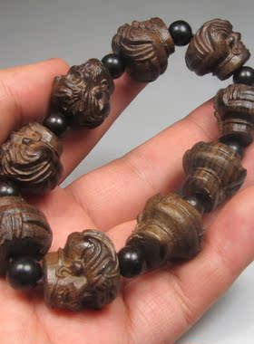 天然沉香木精雕财神财神爷手链