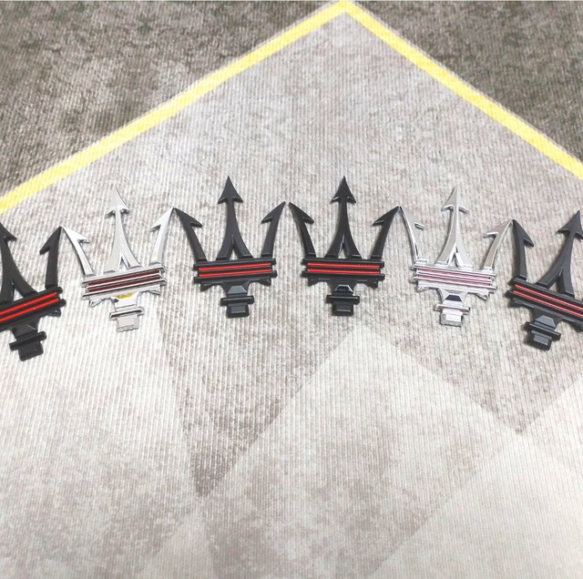 Suitable for new Maserati car logo modification black Geberi Levante Grega side logo hood tail logo