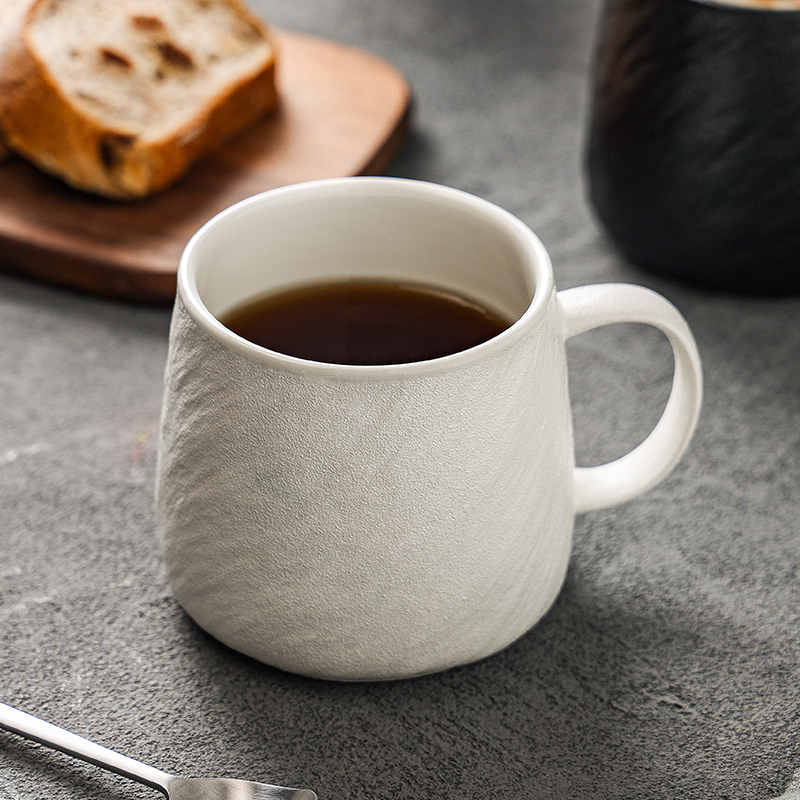 简约陶瓷马克杯大容量喝水杯子小众男生水杯茶杯咖啡杯家用情侣杯