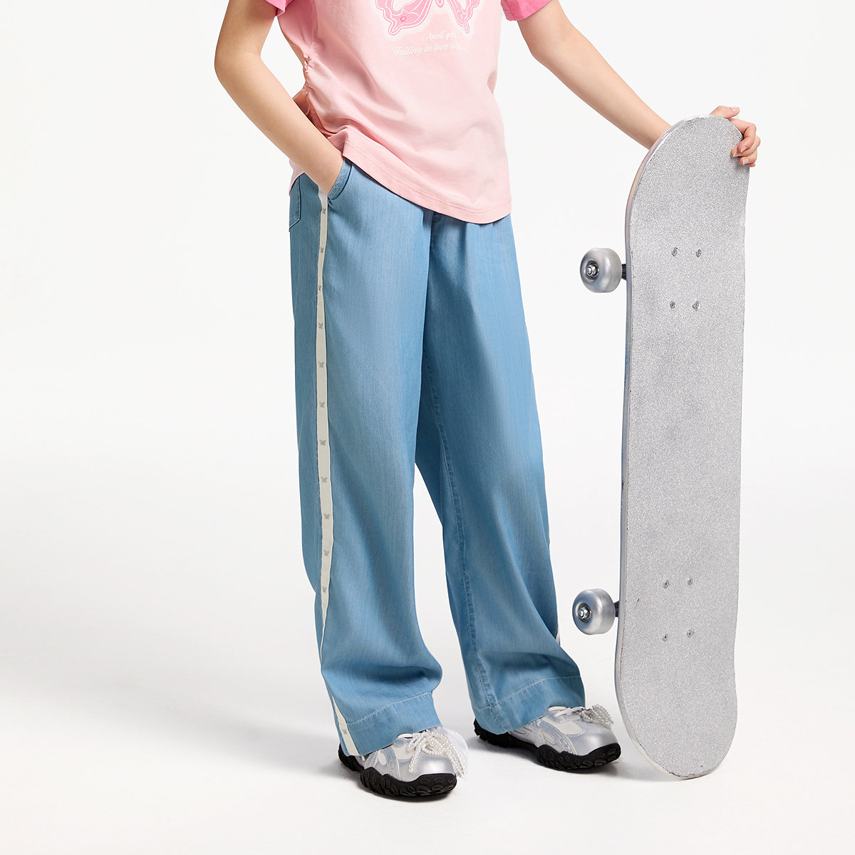 安奈儿童装女童牛仔裤2025夏新款蓝色裤子抗菌防晒冰感宽松长裤,淘宝优惠券,粉丝福利购,淘宝优惠卷