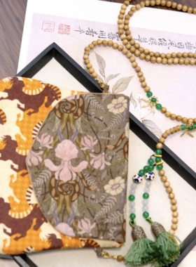 新款猫爪包手机包百搭国风檀木新中式斜挎包迷你小包配旗袍