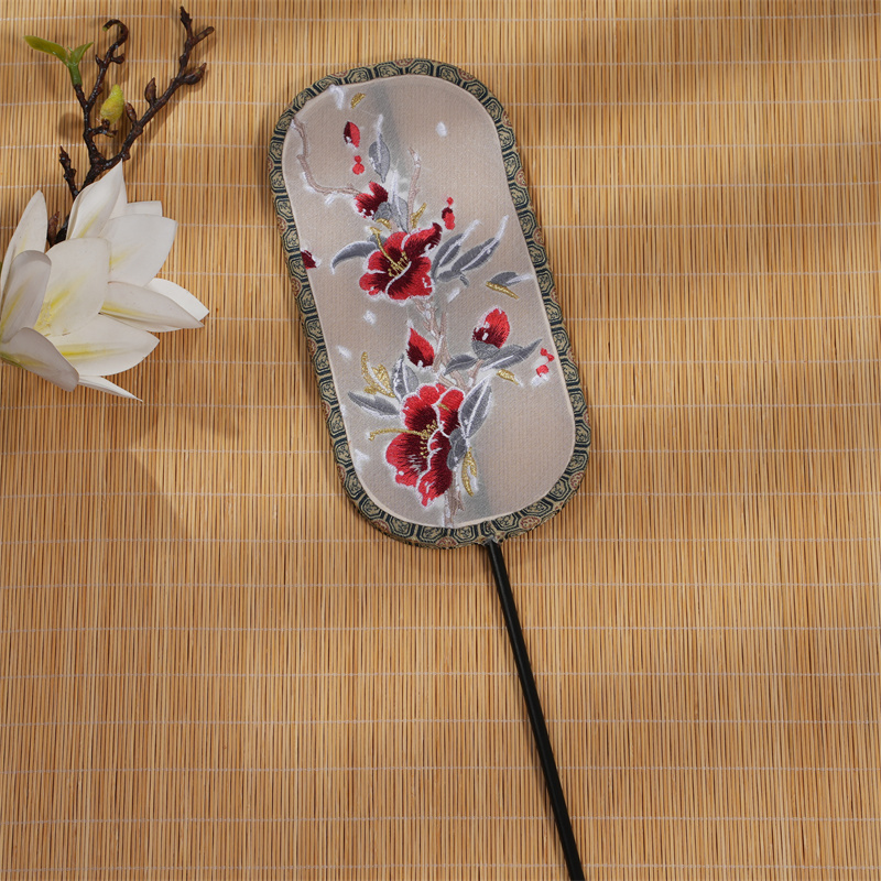 古风刺绣团扇便面长方形冬瓜扇子旗袍中国风儿童舞蹈扇长柄绣花扇 - 图0