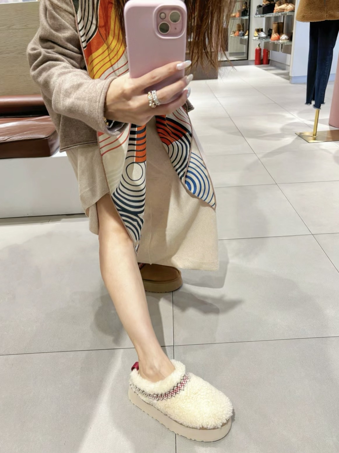 毛茸茸、时髦又显瘦！增高厚底羊羔卷毛毛外穿休闲保暖包头半拖鞋,淘宝优惠券,粉丝福利购,淘宝优惠卷