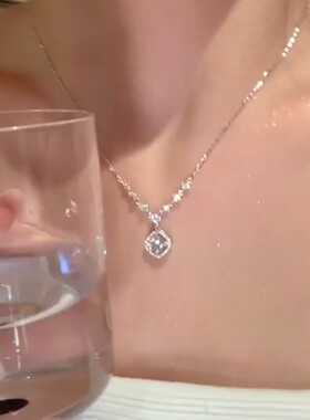 精致方糖锁骨链女款小众设计简约