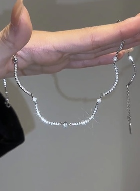 甜美星光熠熠满钻弧形项链女