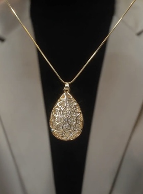 镂空花朵水滴毛衣链秋冬