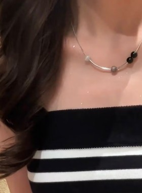 设计感黑色猫眼石珠珠项链女