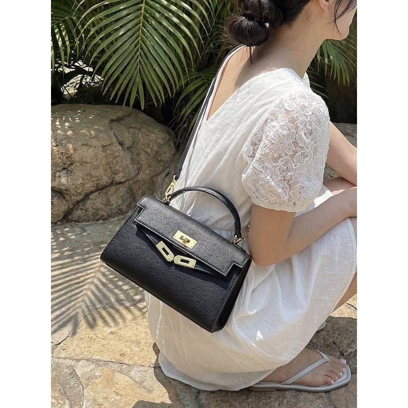 专柜品牌时尚锁扣小方包新款手提包迷你美拉德凯莉包高级感小众手,淘宝优惠券,粉丝福利购,淘宝优惠卷