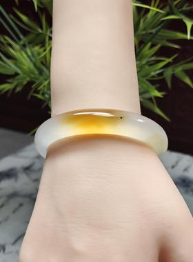 天然玛瑙冰种玉髓手镯