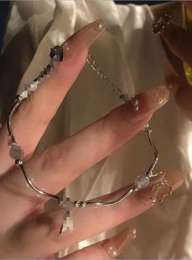 2026鱼尾设计感手链女甜美双层叠戴莫比乌斯手镯小众个性百搭气质